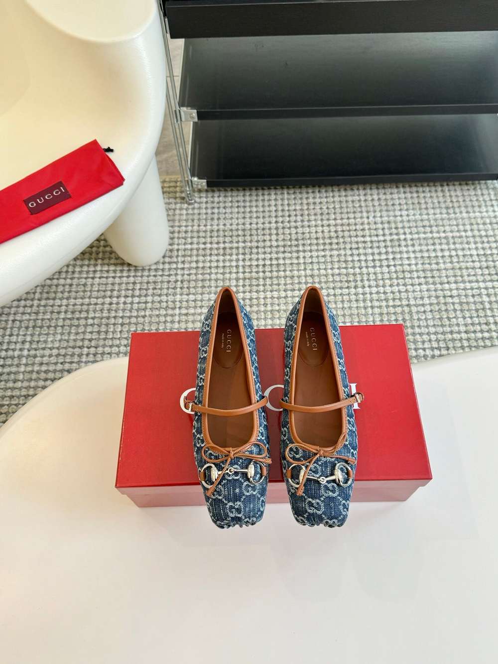 Gucci Flat