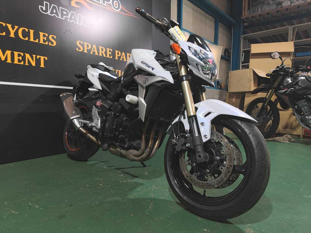 Suzuki GSR750 A , 2012