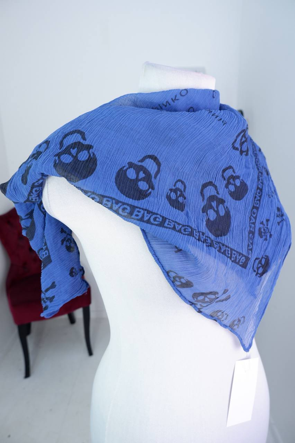 Платок со стильным принтом