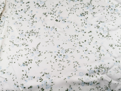 Эластичный бельевой атлас-стрейч, голубые цветы на кремовом фоне, (Арт: ASP-008)