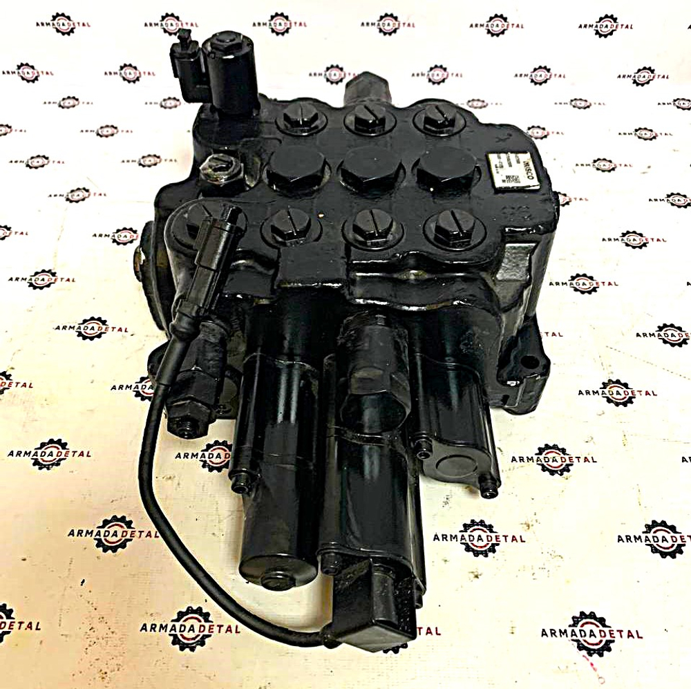 Передний распределитель JCB 3CX 4CX | 25/222578, 25/624100