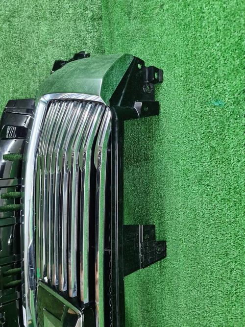 Решетка радиатора Tank 500 (2021-н.в.)