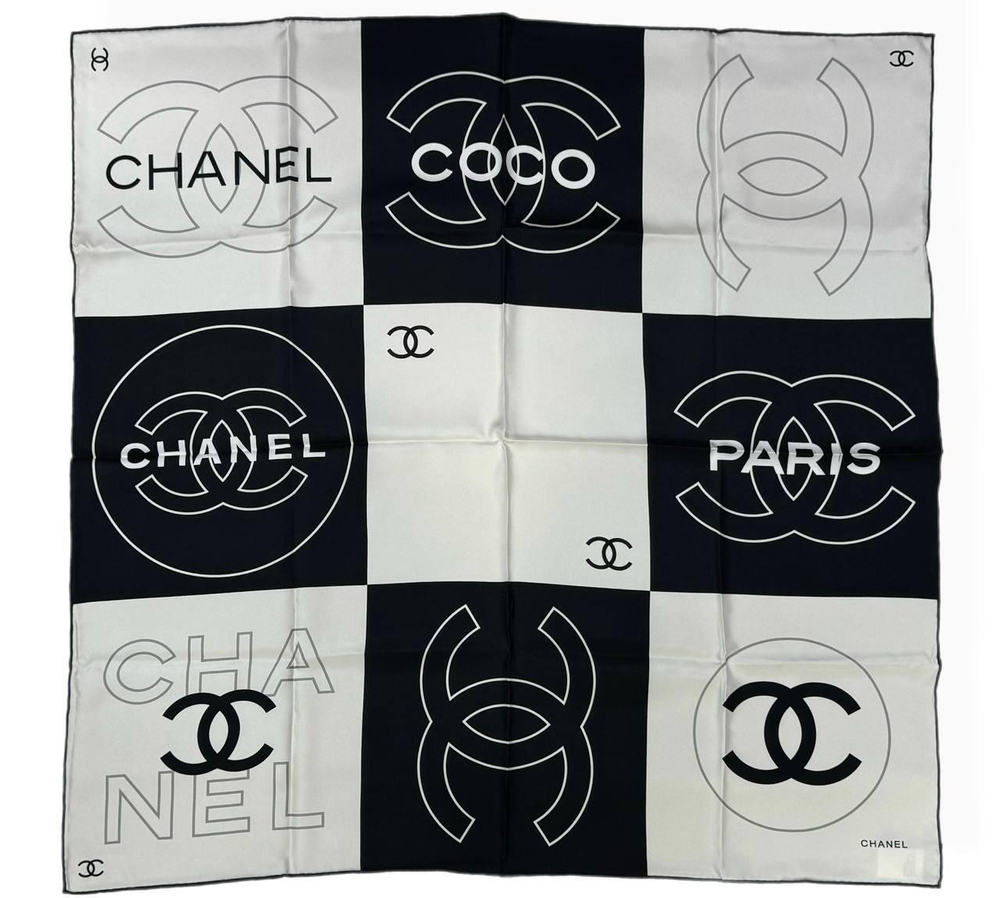 Платок CHANEL