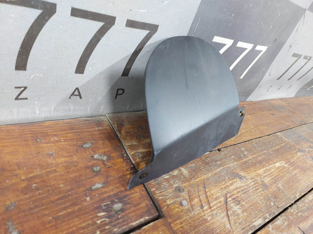 Заглушка буксировочного крюка Subaru Forester 4 (SJ/S13) 12-19 Б/У Оригинал 57731SG060