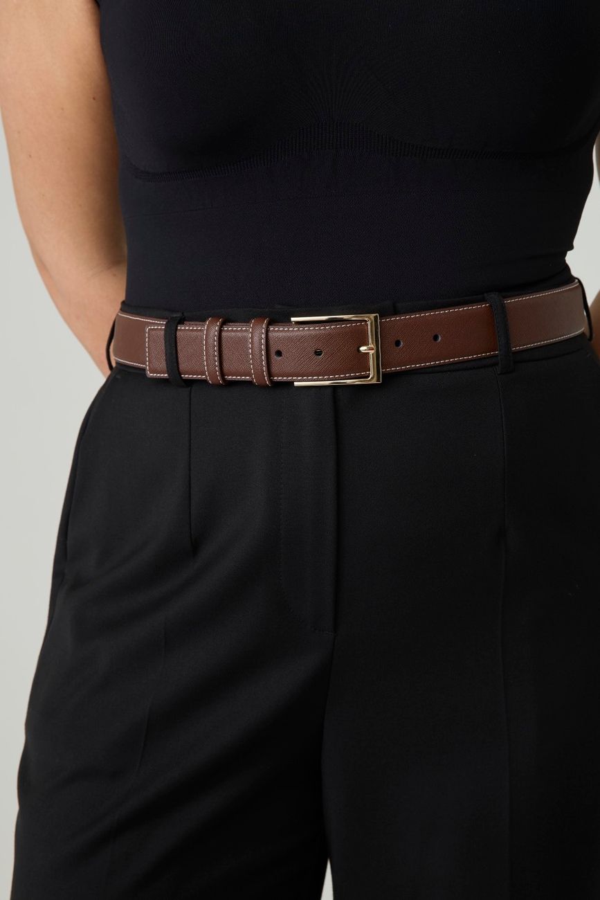 Классический ремень из кожи saffiano c контрастной отстрочкой, 35 мм, коричневый