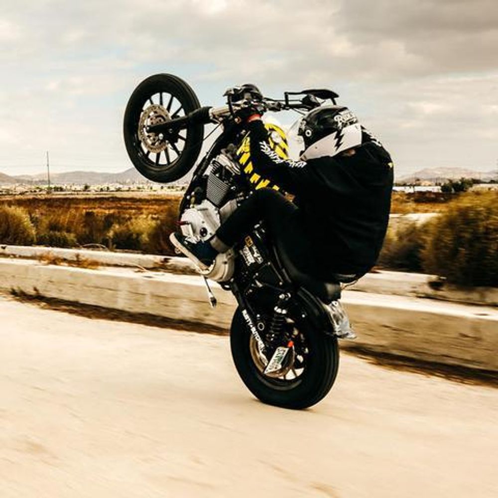 Lane Splitter Rusty Butcher / Черно-белый