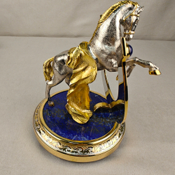 Конь с подковой "На счастье". Лазурит
