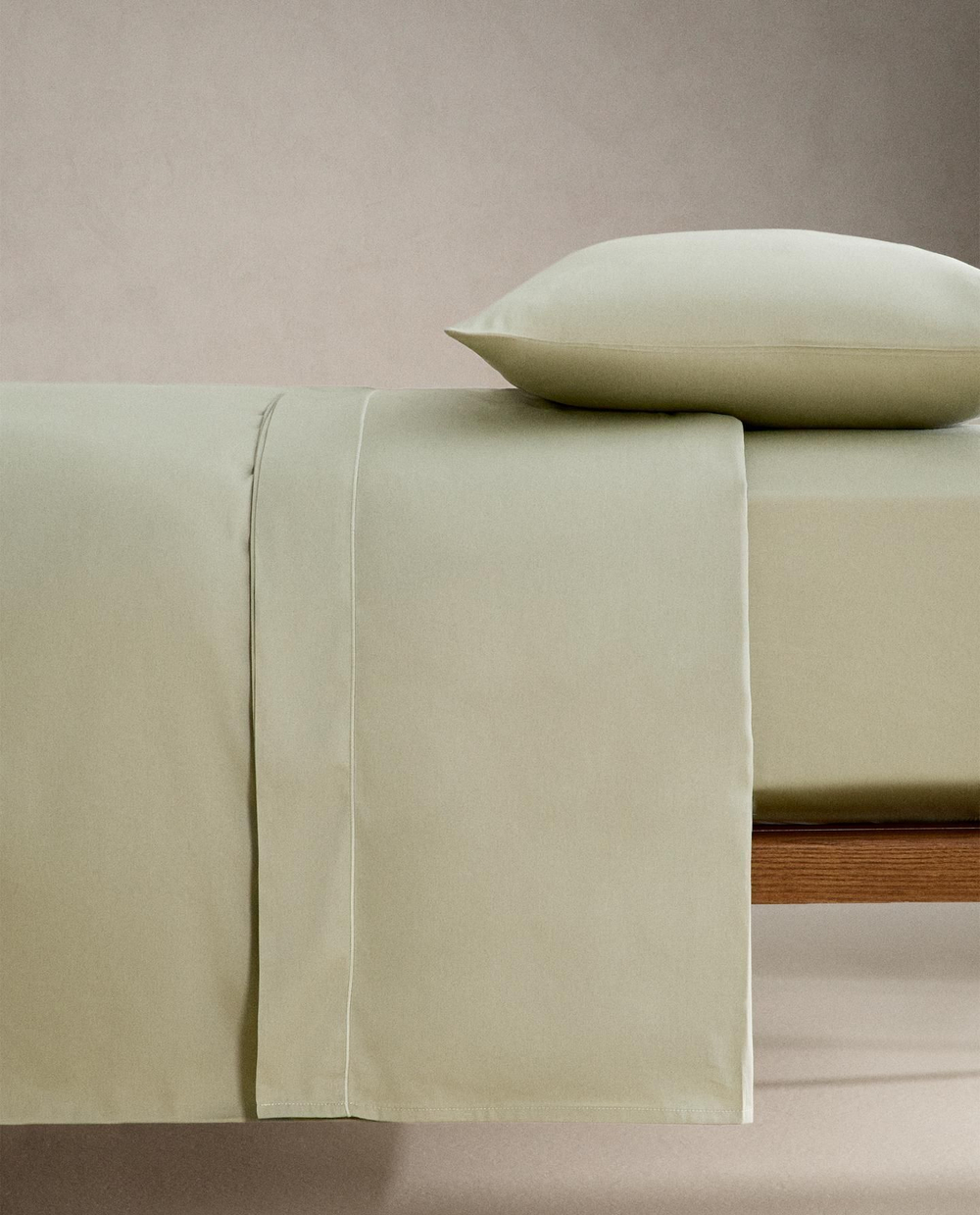 Zara Home - Простыня из сатина с подолом (300 нитей), зеленый, 240x280 см