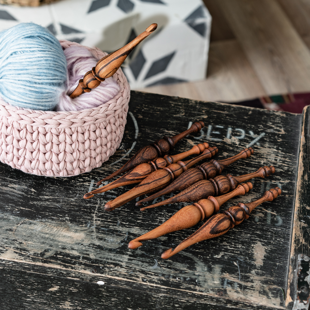 Набор деревянных вязальных крючков из древесины зебрано 8 штук (3-10 мм.) KN15