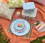 Тарелка большая многоразовая "Liberty of London" 1 шт. (диам. 25см) розово-синий принт