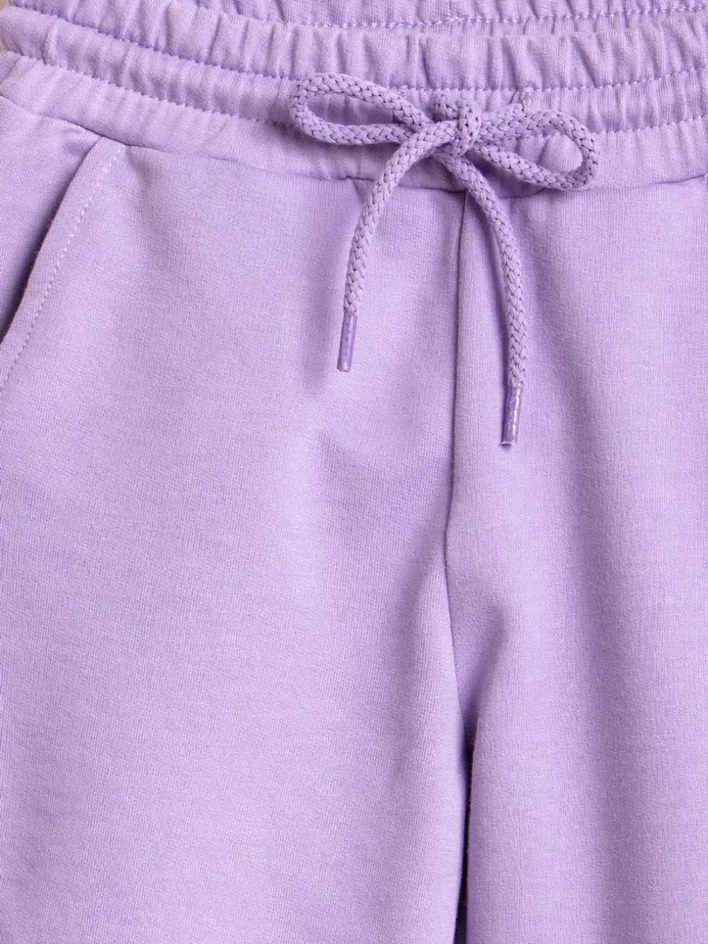 Спортивный костюм для девочки в школу