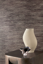 Обои Khroma Ray Lucence Caviar RAY103