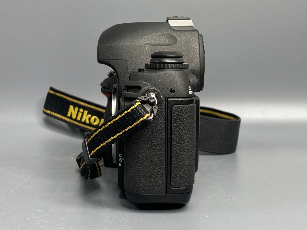 Nikon F6