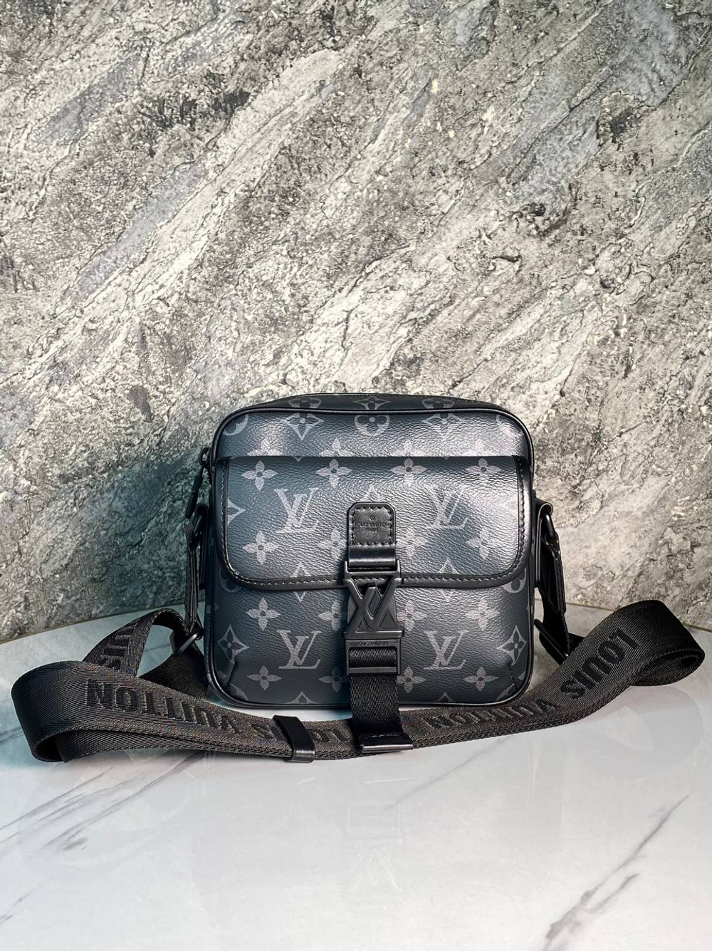 Сумка кроссбоди Louis Vuitton