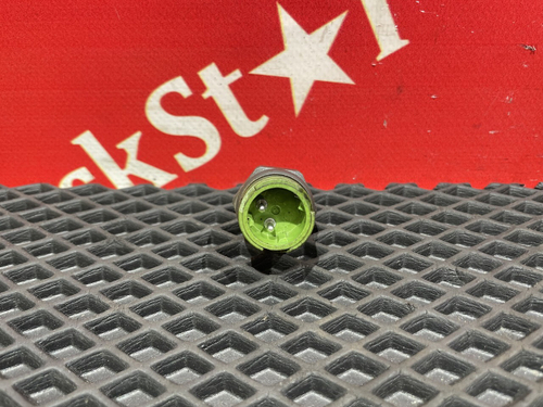 Датчик температуры охлаждающей жидкости