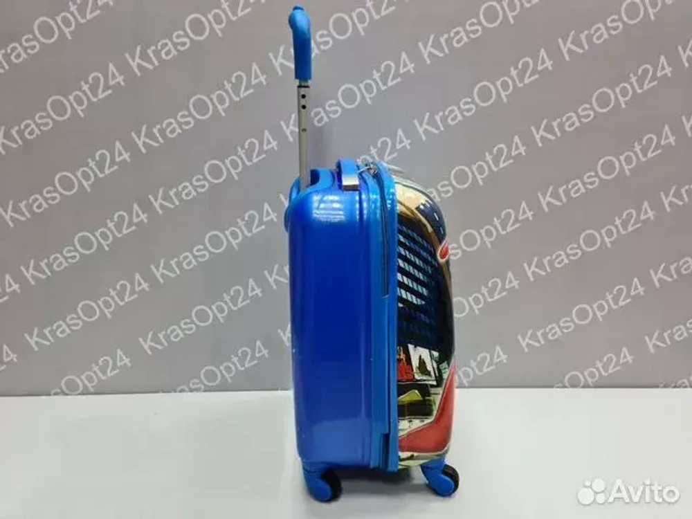 Чемодан детский