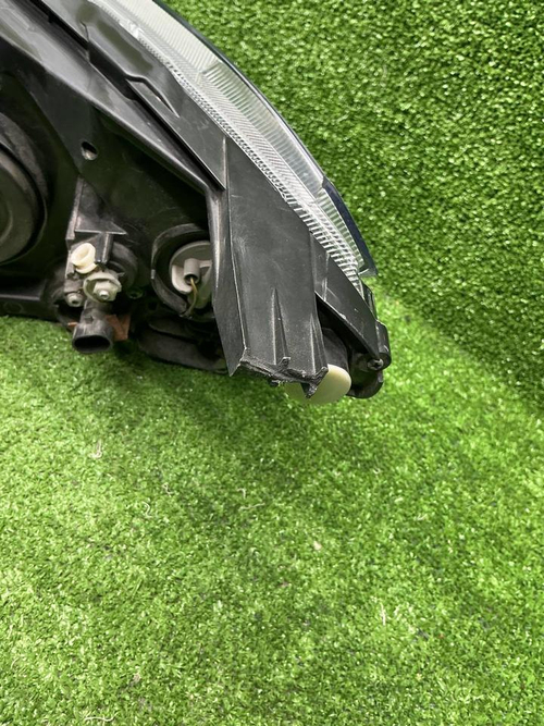 Фара правая Lada Granta (2018-н.в.) галоген