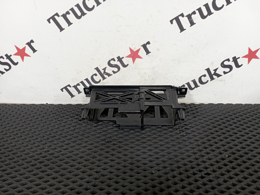 Кронштейн панели приборов