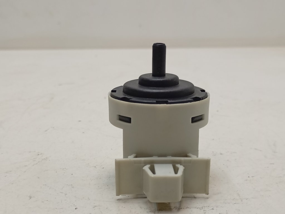 CS41061DB1/2-07 кт53 Датчик уровня воды для стиральной машины Candy 41042893 б/у