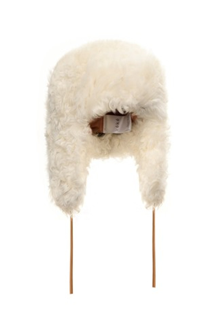 Белая шапка-ушанка