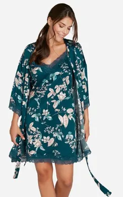 38177 DEARLY Халат женский