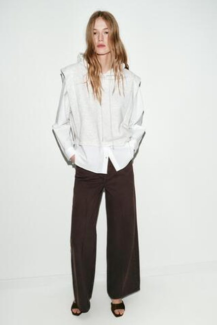 ZARA РУБАШКА С КОМБИНИРОВАННОЙ ТОЛСТОВКОЙ С КАПЮШОНОМ, БЕЛЫЙ/СЕРЫЙ