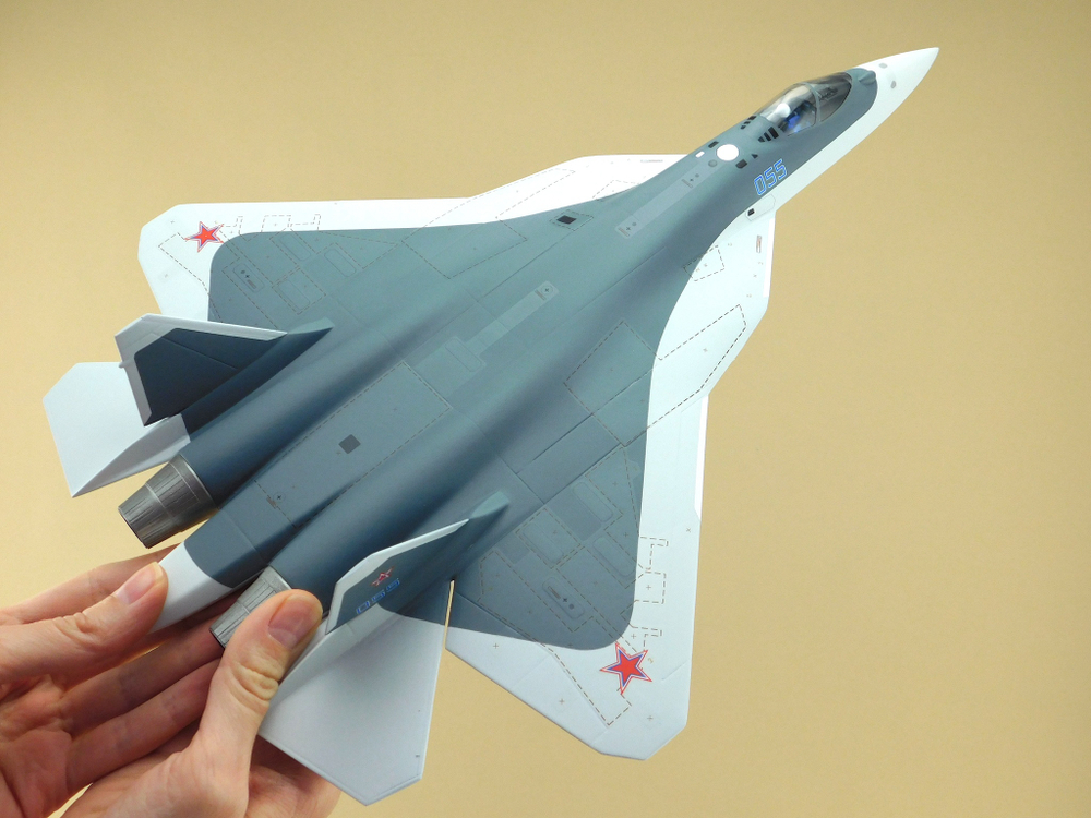 Модель самолета Су-57 (М1:48, 055, Белая Акула)