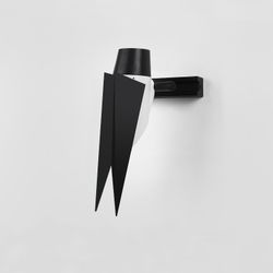 Настенный светильник STRIZH