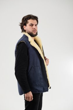 Мужской жилет из согревающей овчины