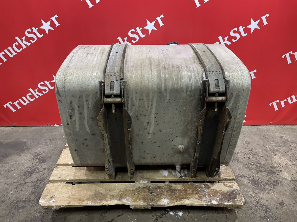 Бак топливный 370L 2017г