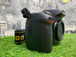 Nikon D80 14.500 кадров