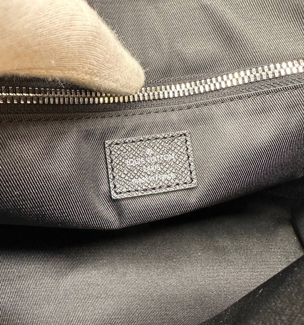 Сумка через плечо/мессенджер Louis Vuitton