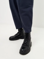 Брюки бананы трикотажные с декоративными швами