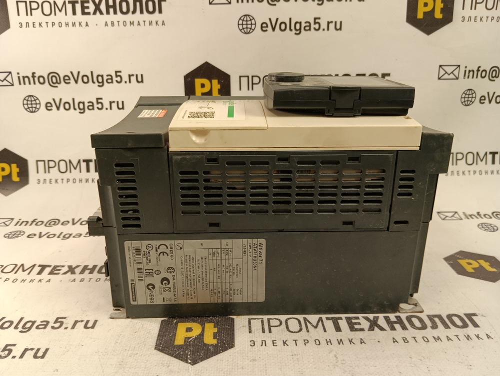 S.E. ATV71HU30N4 б/у