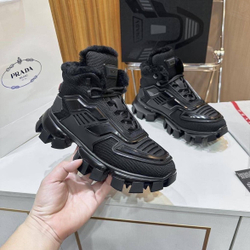 Кроссовки Prada