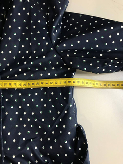 Плащ Zarina в горошек, визуально на 46 размер