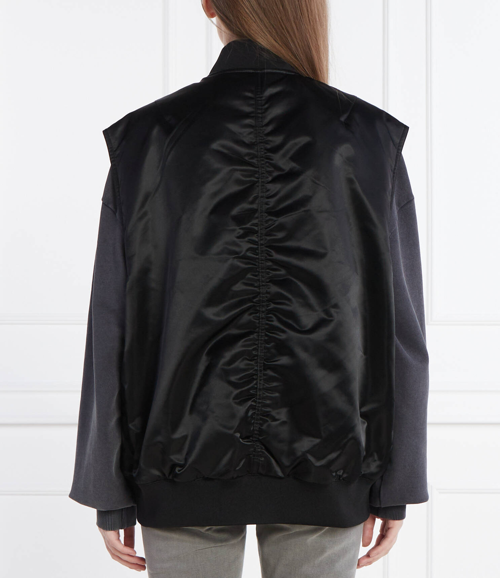 Сатиновая безрукавка CALVIN KLEIN JEANS - черный(J20J223039)