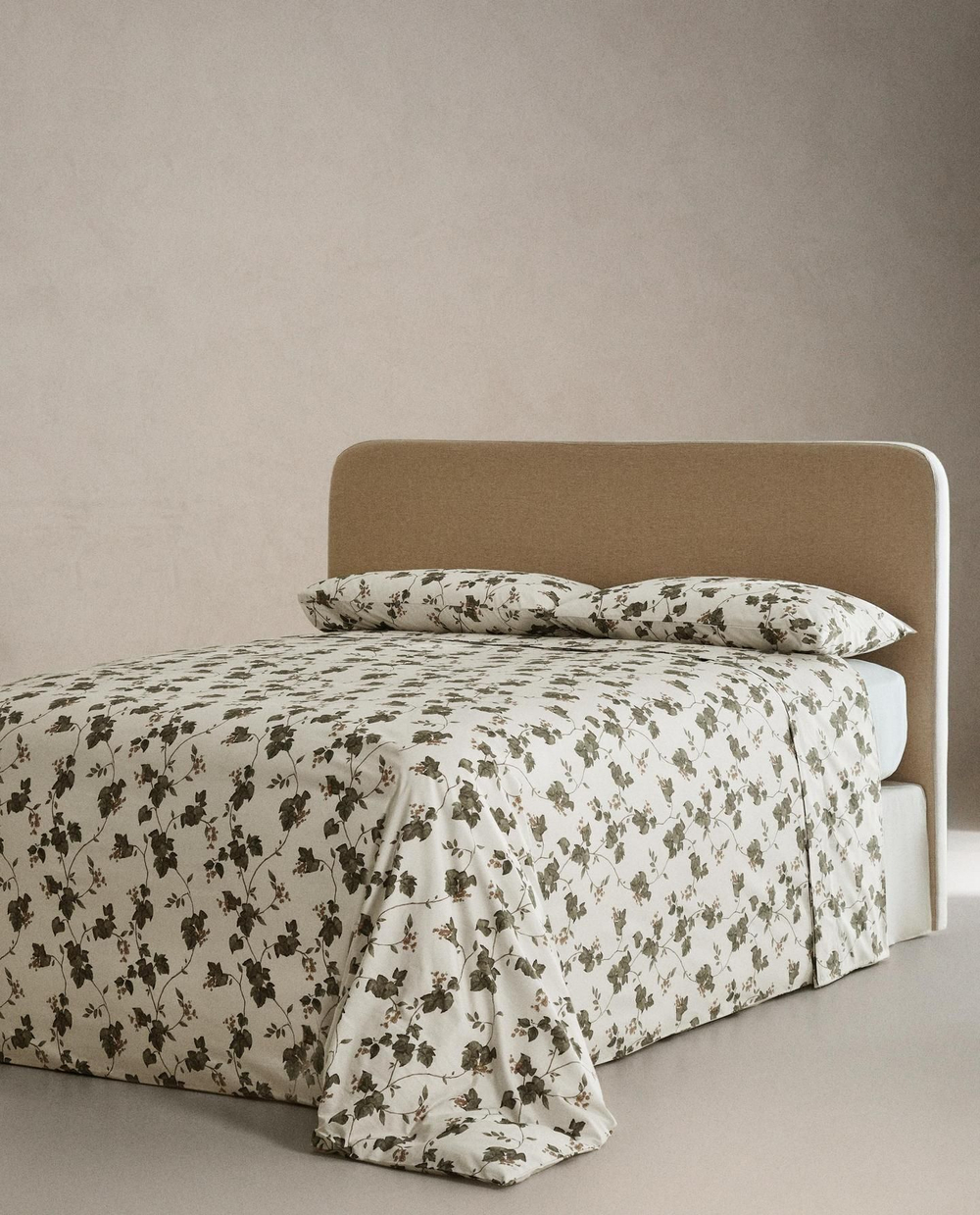 Zara Home - Простыня с изображением листьев, белый, 160x280 см
