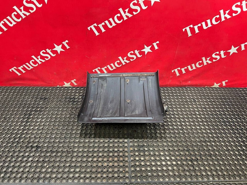 Крыло заднее левое передняя часть