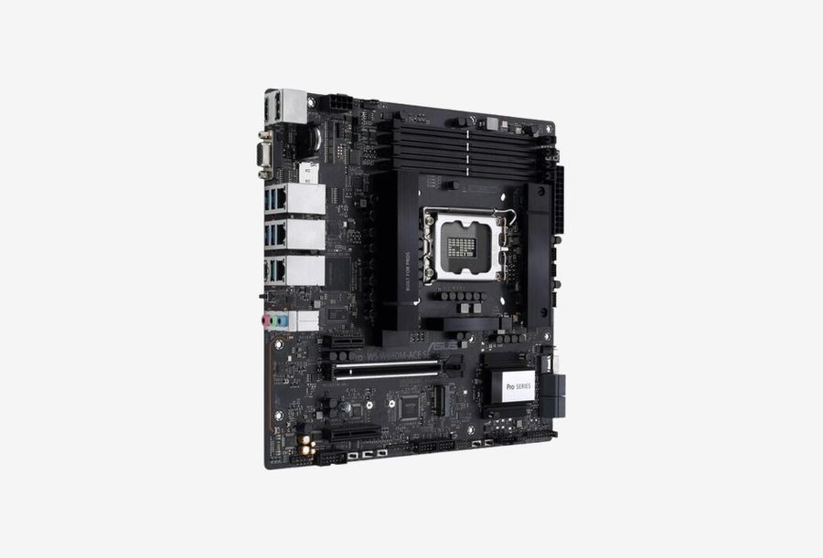 ASUS Pro WS W680M-ACE SE_0226709110238