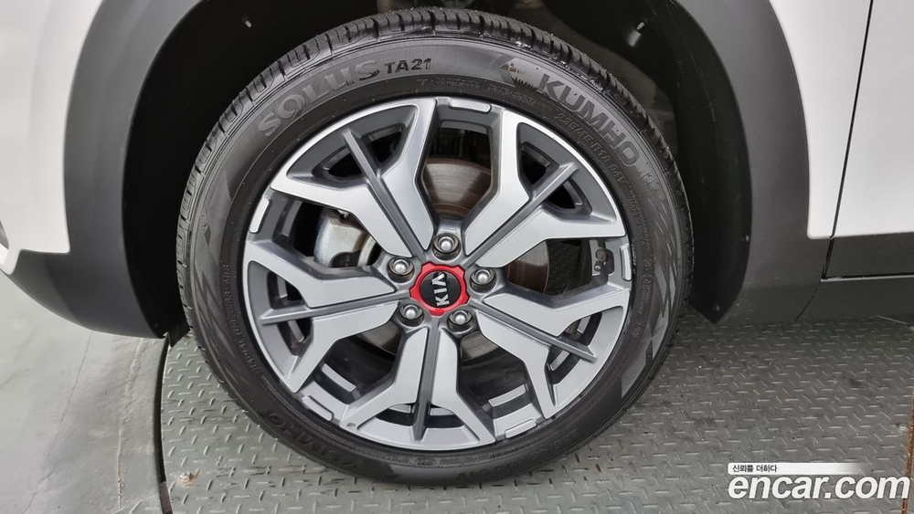 Kia Seltos Бензин 1.6 Turbo 4WD (02.2020)