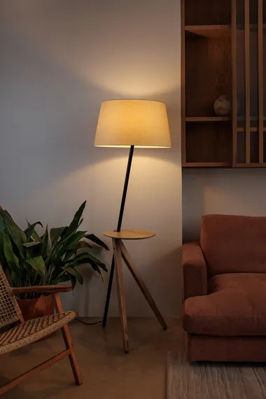 Торшер Trewood со столиком 