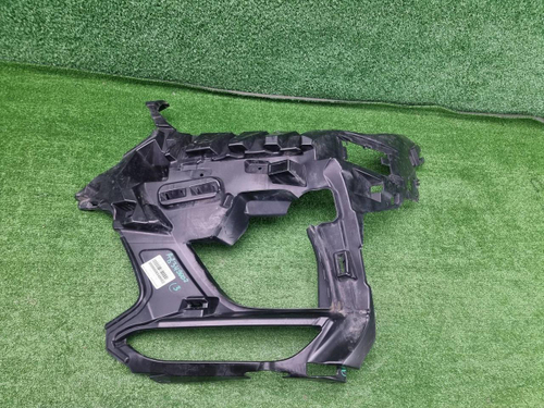 Кронштейн переднего бампера лев. BMW X6M F96 19-23