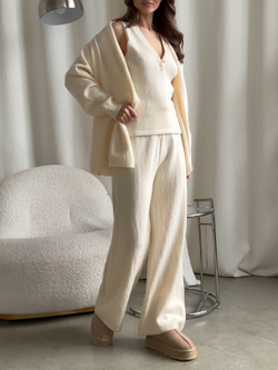 Комплект тройка вязаный, топ, брюки и короткий кардиган