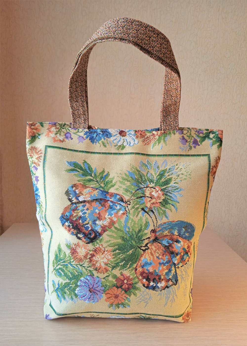 Гобеленовая сумка Летний зной (39х39х12)