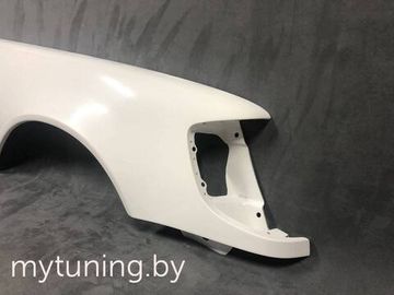 Крыло правое для Mercedes S W140