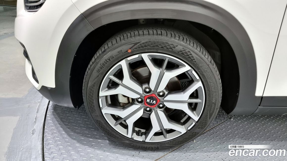 Kia Seltos Бензин 1.6 Turbo 2WD (08.2019)