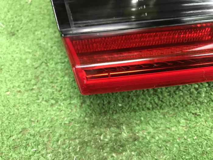 Фонарь левый внутренний Porsche Macan (2014-2018)