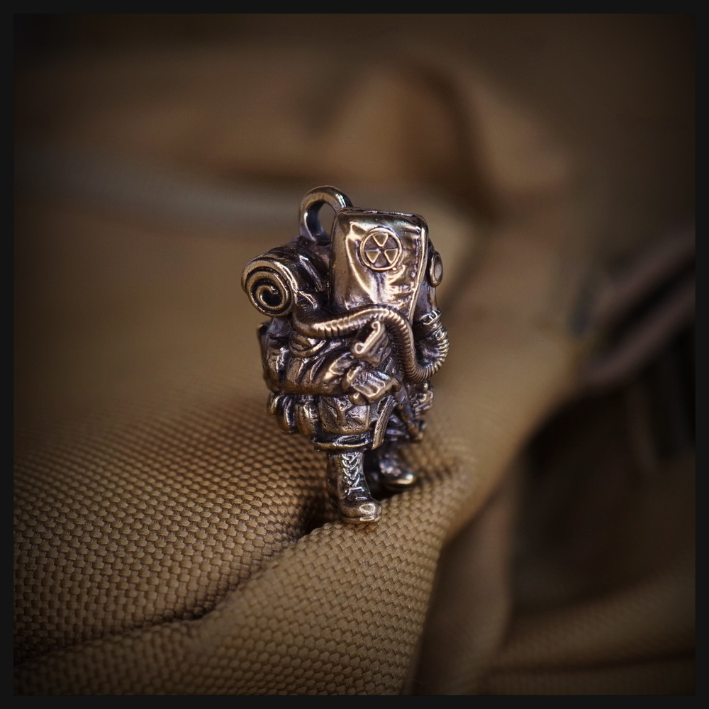 Брелок для ключей "Сталкер" , латунь