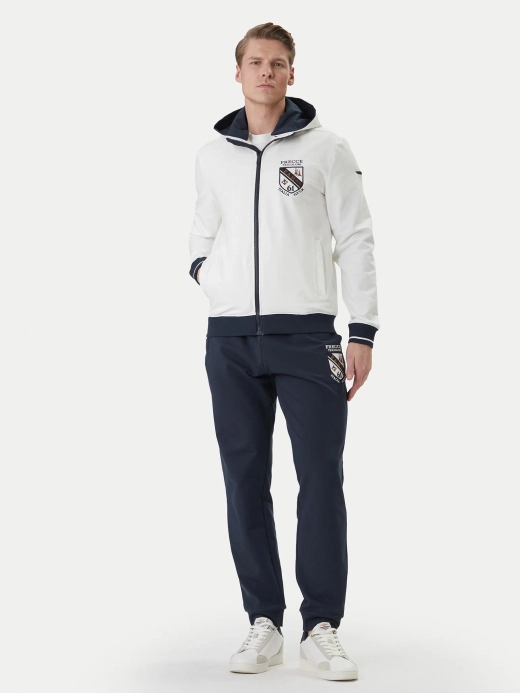 Спортивный костюм из хлопка